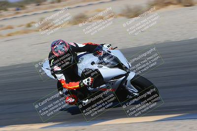 media/Mar-12-2022-SoCal Trackdays (Sat) [[152081554b]]/Turn 14 Inside (155pm)/